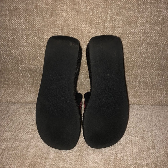 Nicole Black Wedge - Size 7 - Picture 4 of 6